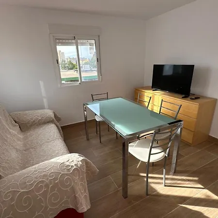Apartment Renovated Penthouse With Terrace Next To The Metro